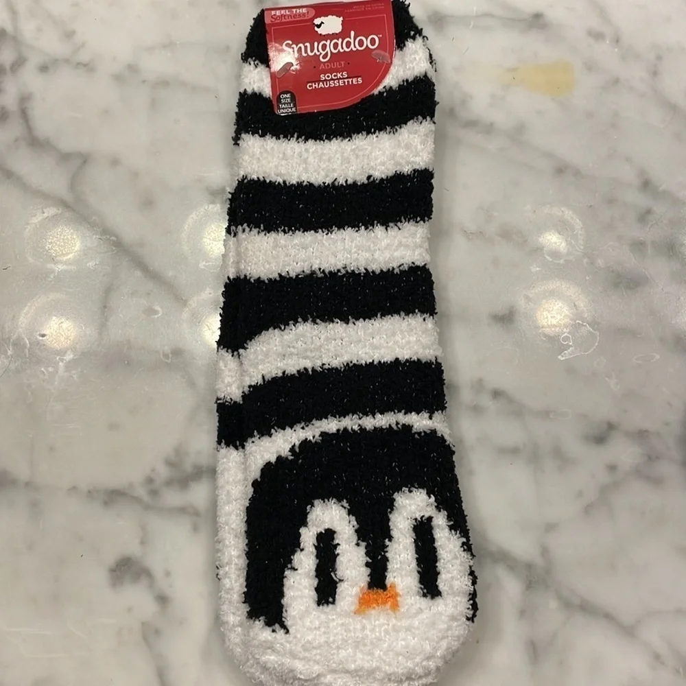 Snugadoo Women's Two Pairs of Fuzzy Socks Penguin And Stripes